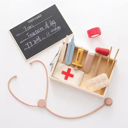 Wholesale Wooden Doctor Toy Set Simulation Medical Kit Toys Parent-child Game Role Pretend Play Toys for Kids Toddlers