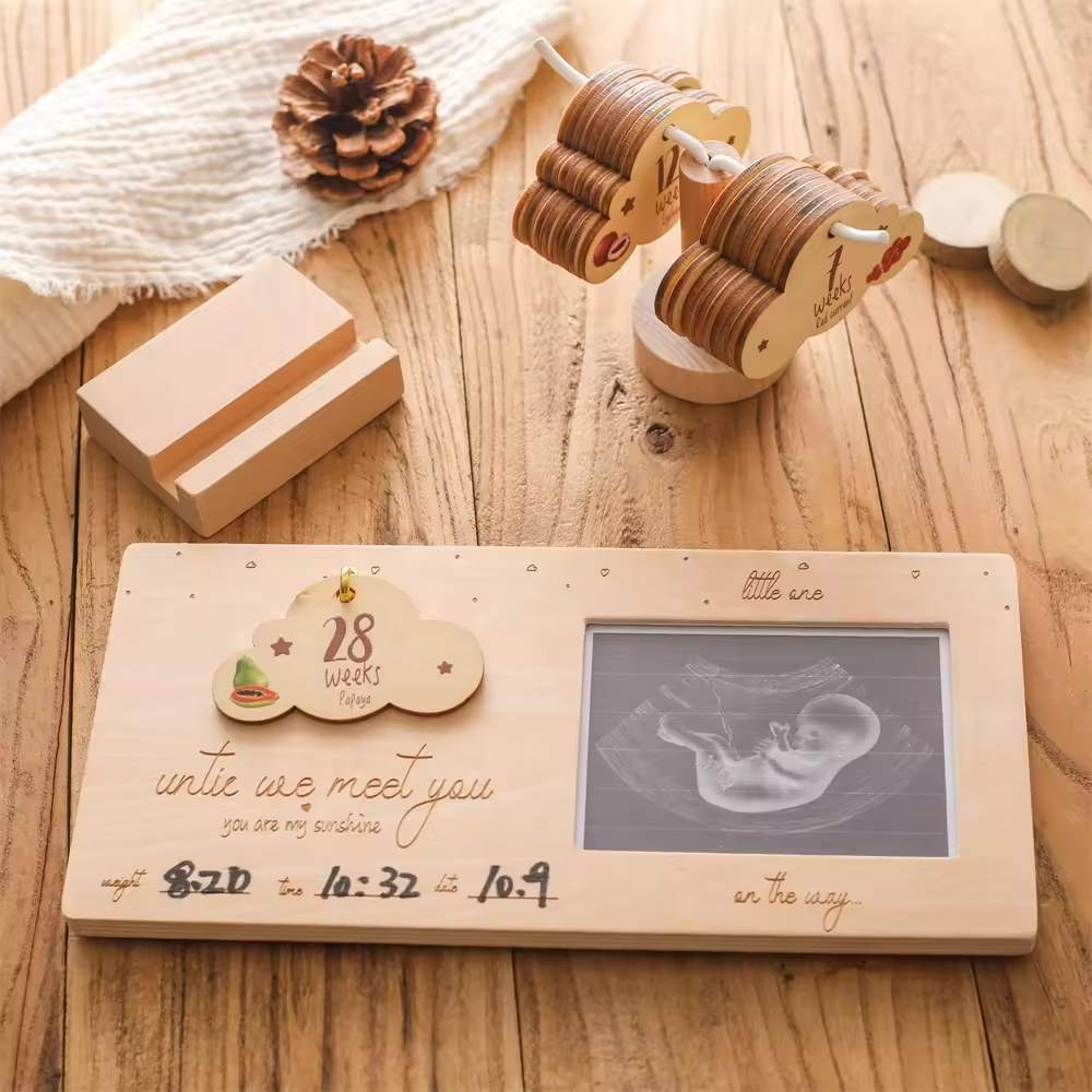 Pregnancy Journey Milestone Wooden Weekly Growth Milestone Baby Sonogram Picture Frame for expecting Moms